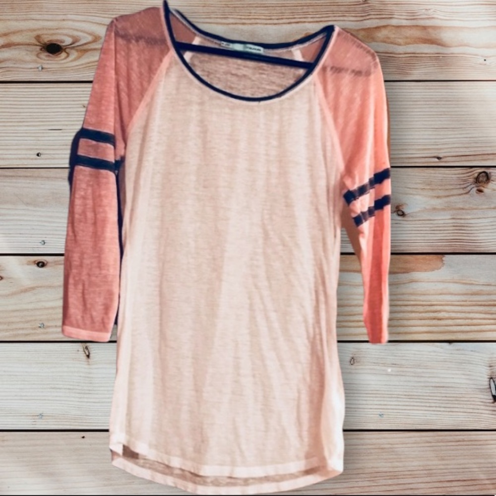 🌼New Maurices baseball tshirt